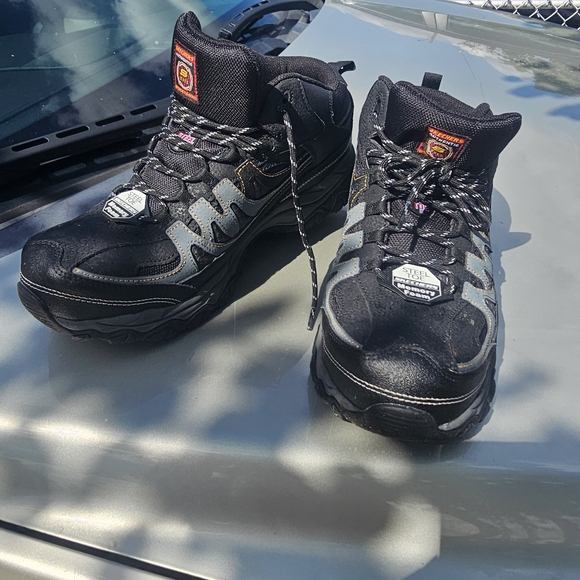Black and Gray Sketchers Work Shoes - Picture 1 of 5